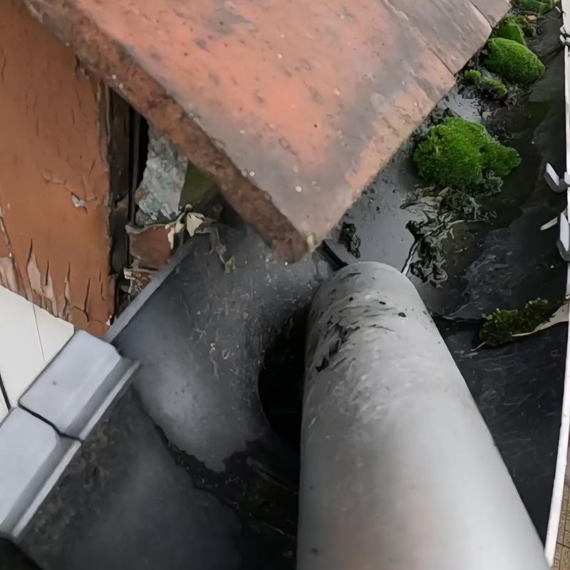 Before: Gutter clearing, Skelmersdale