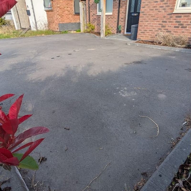 Before: Tarmac driveway clean, Warrington